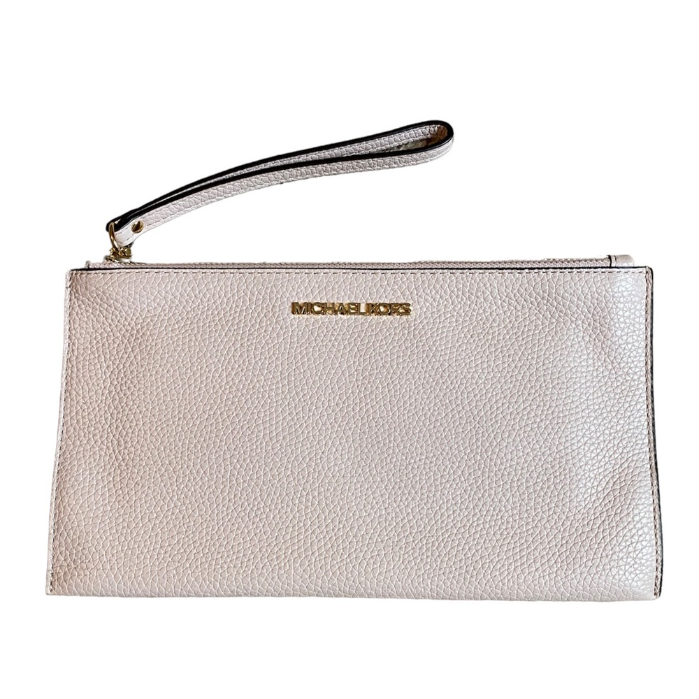 NWOT Light Pink Michael Kors Wristlet